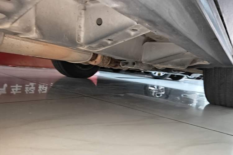 Used Cadillac SRX 2015 3.0L Elite Model Chassis Front Right