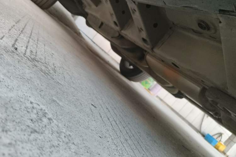 Used Cadillac SRX 2015 3.0L Elite Model Chassis Front Right