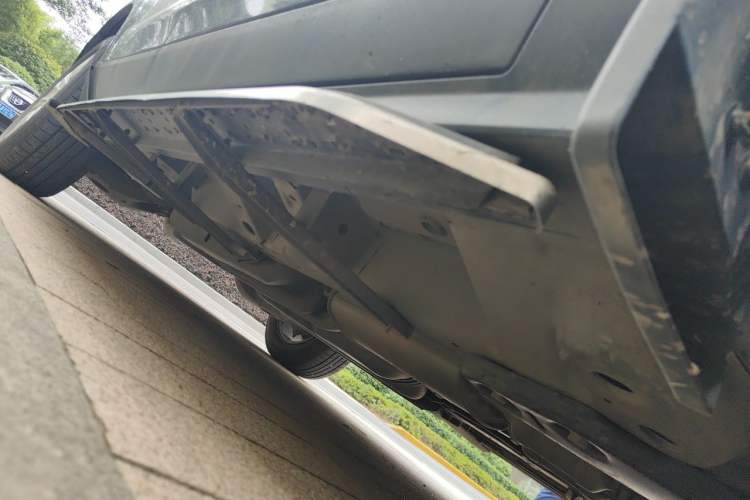 Used Cadillac SRX 2015 3.0L Elite Model Chassis Front Right