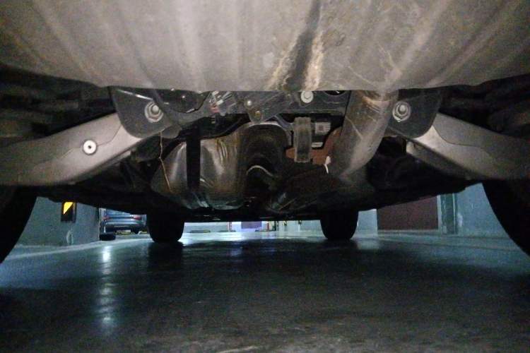 Used Cadillac SRX 2015 3.0L Elite Model Chassis Rear