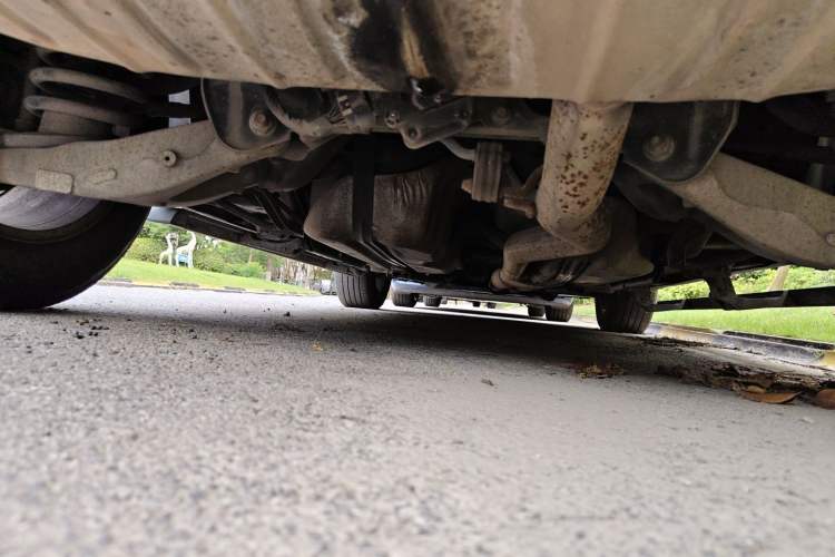Used Cadillac SRX 2015 3.0L Comfort Version Chassis Rear
