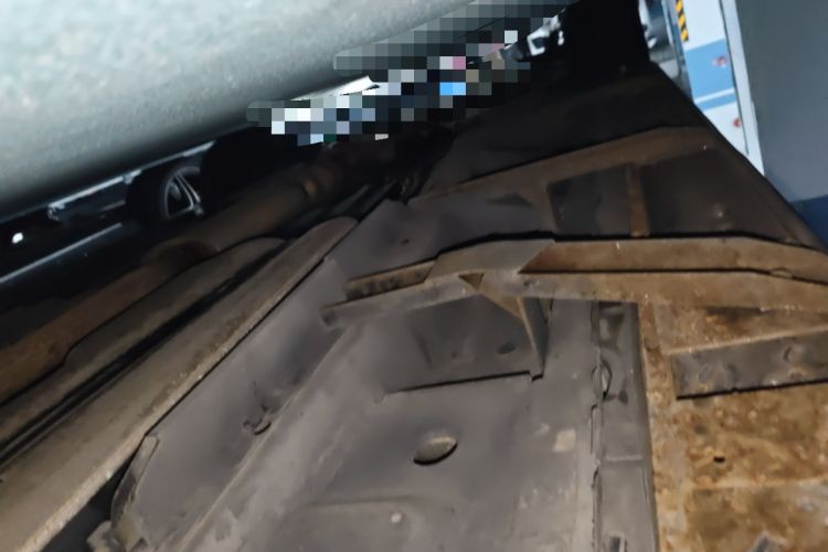 Used Cadillac SRX 2015 3.0L Elite Model Chassis Rear Left