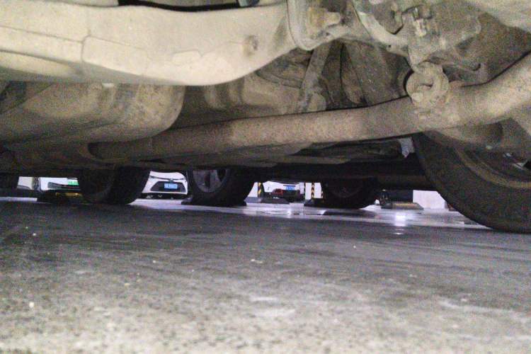 Used Cadillac SRX 2015 3.0L Elite Model Chassis Rear Left
