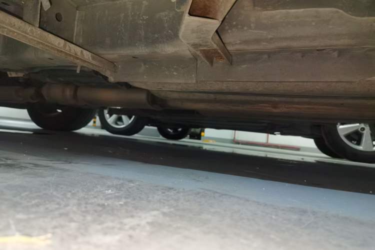 Used Cadillac SRX 2015 3.0L Elite Model Chassis Rear Left