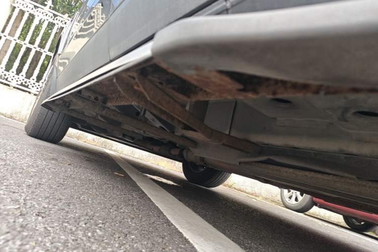Used Cadillac SRX 2015 3.0L Elite Model Chassis Rear Left