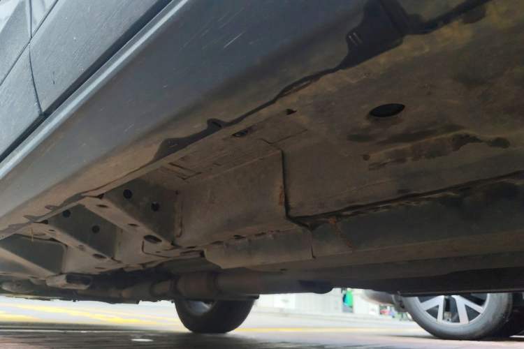 Used Cadillac SRX 2015 3.0L Comfort Version Chassis Rear Left