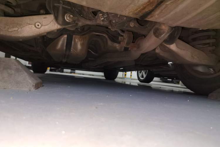 Used Cadillac SRX 2015 3.0L Elite Model Chassis Rear