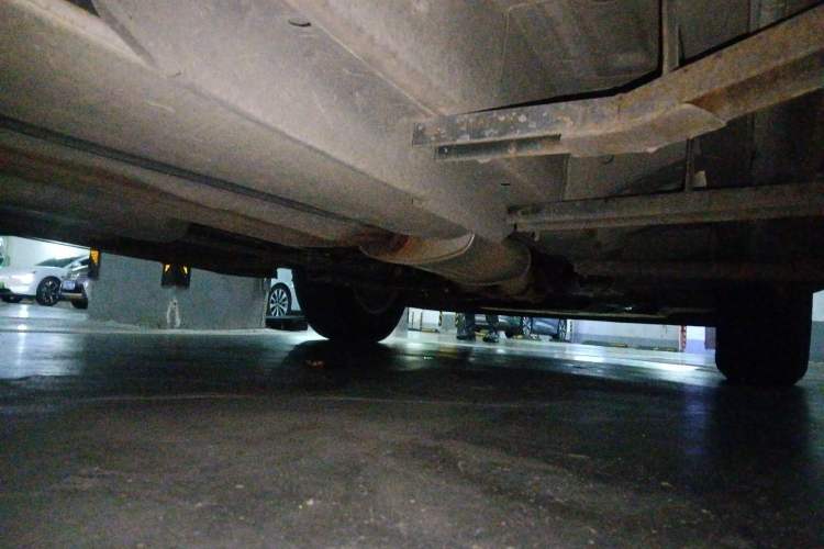 Used Cadillac SRX 2015 3.0L Elite Model Chassis Rear Right
