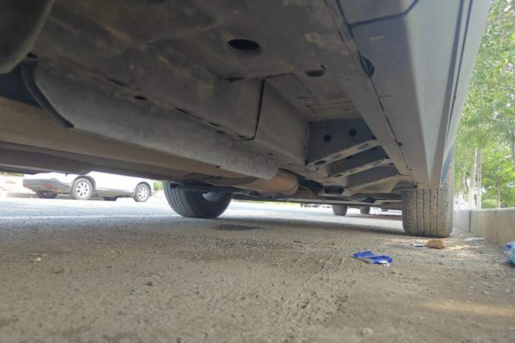 Used Cadillac SRX 2015 3.0L Elite Model Chassis Rear Right