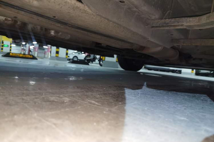 Used Cadillac SRX 2015 3.0L Elite Model Chassis Rear Right