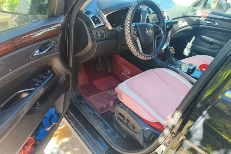 Used Cadillac SRX 2015 3.0L Elite Model Driver Seat