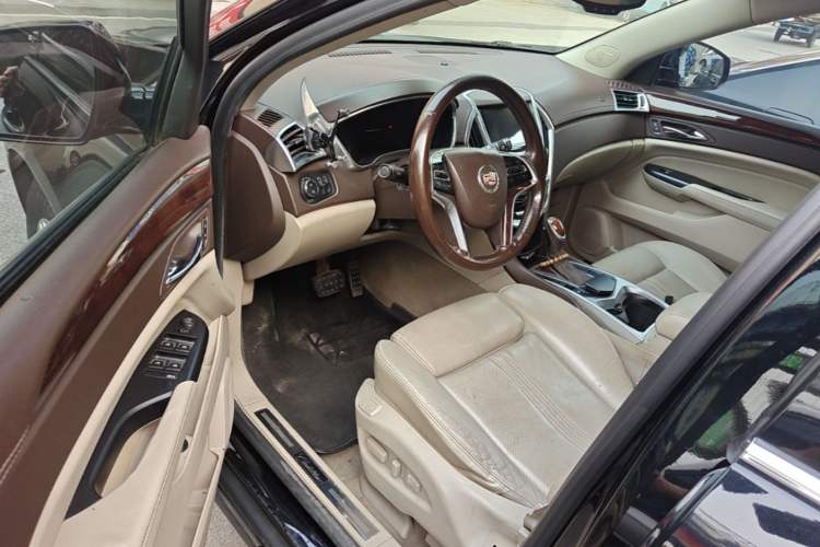 Used Cadillac SRX 2015 3.0L Luxury Model Driver Seat