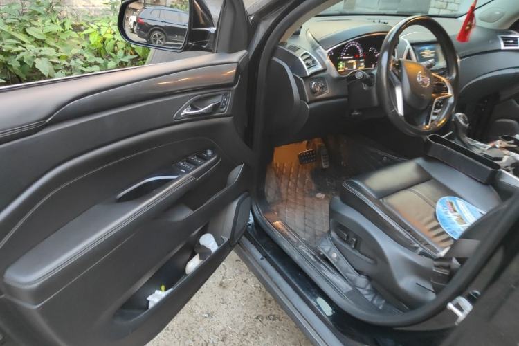 Used Cadillac SRX 2015 3.0L Comfort Version Driver Seat