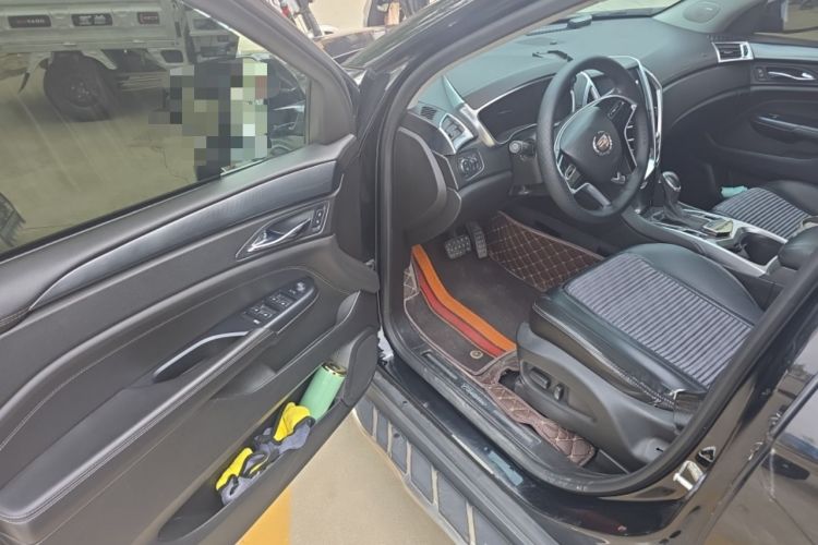 Used Cadillac SRX 2015 3.0L Comfort Version Driver Seat