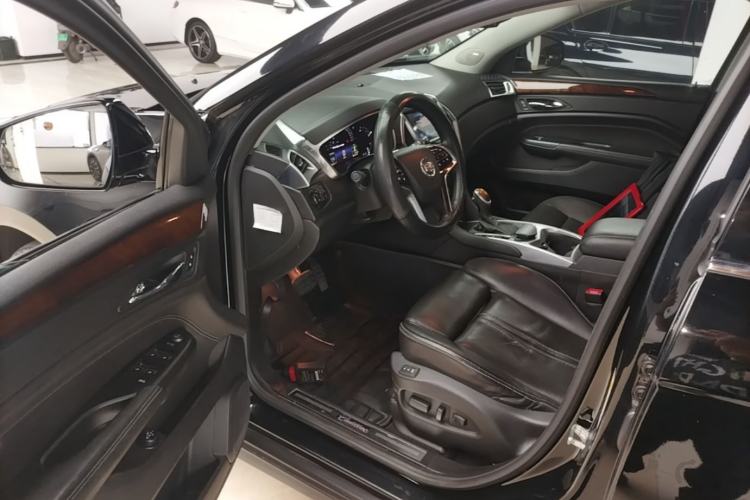 Used Cadillac SRX 2015 3.0L Elite Model Driver Seat