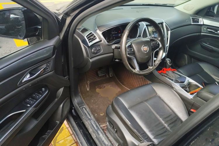 Used Cadillac SRX 2015 3.0L Comfort Version Driver Seat