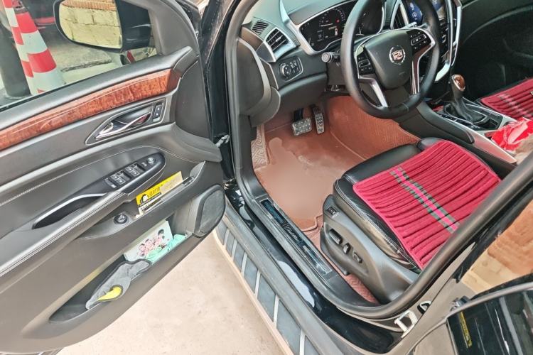 Used Cadillac SRX 2015 3.0L Elite Model Driver Seat