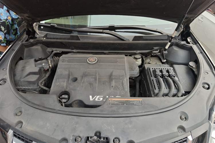 Used Cadillac SRX 2015 3.0L Luxury Model Engine Bay