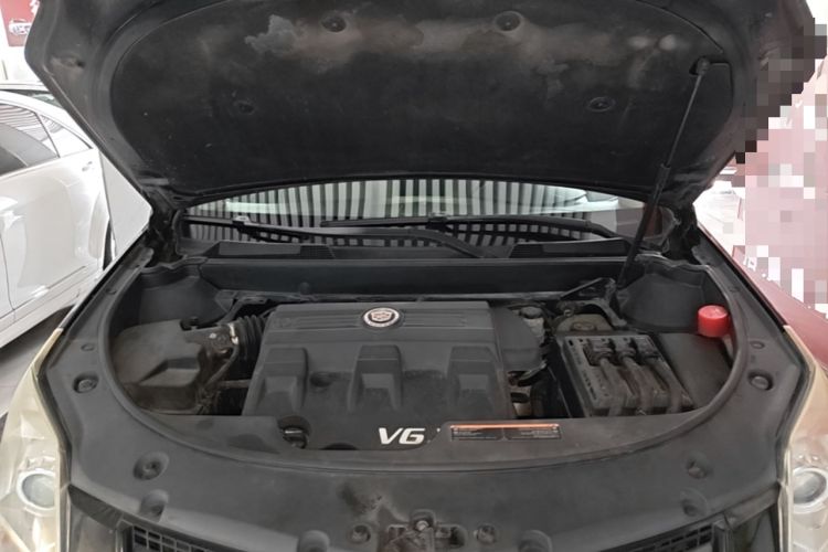 Used Cadillac SRX 2015 3.0L Elite Model Engine Bay