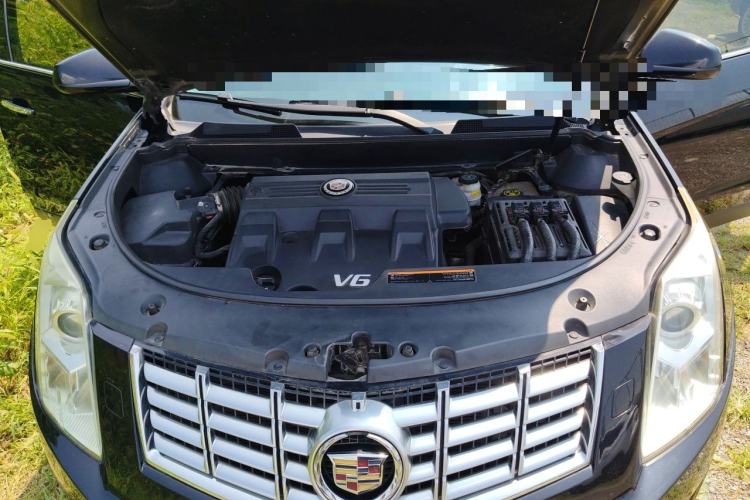 Used Cadillac SRX 2015 3.0L Elite Model Engine Bay