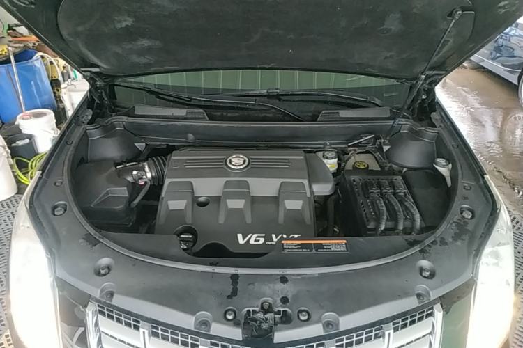 Used Cadillac SRX 2015 3.0L Luxury Model Engine Bay