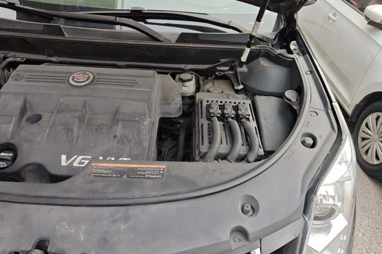 Used Cadillac SRX 2015 3.0L Luxury Model Engine Bay Left