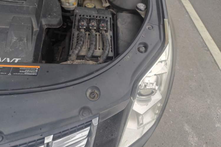 Used Cadillac SRX 2015 3.0L Elite Model Engine Bay Left