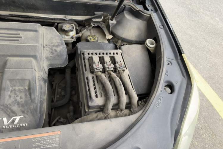 Used Cadillac SRX 2015 3.0L Elite Model Engine Bay Left