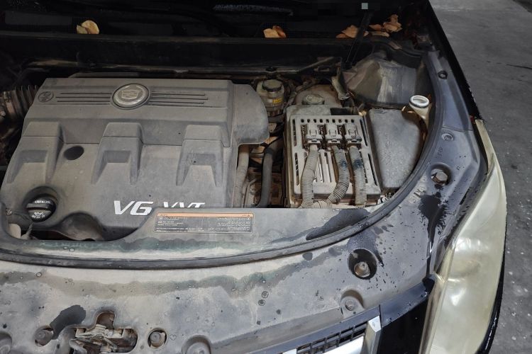 Used Cadillac SRX 2015 3.0L Leading Model Engine Bay Left
