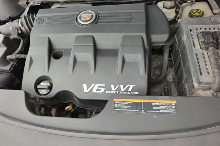Used Cadillac SRX 2015 3.0L Elite Model Engine Bay
