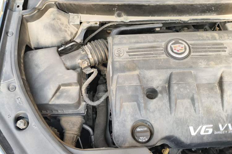 Used Cadillac SRX 2015 3.0L Elite Model Engine Bay Right