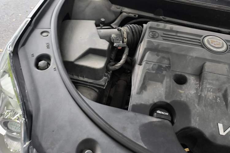 Used Cadillac SRX 2015 3.0L Elite Model Engine Bay Right
