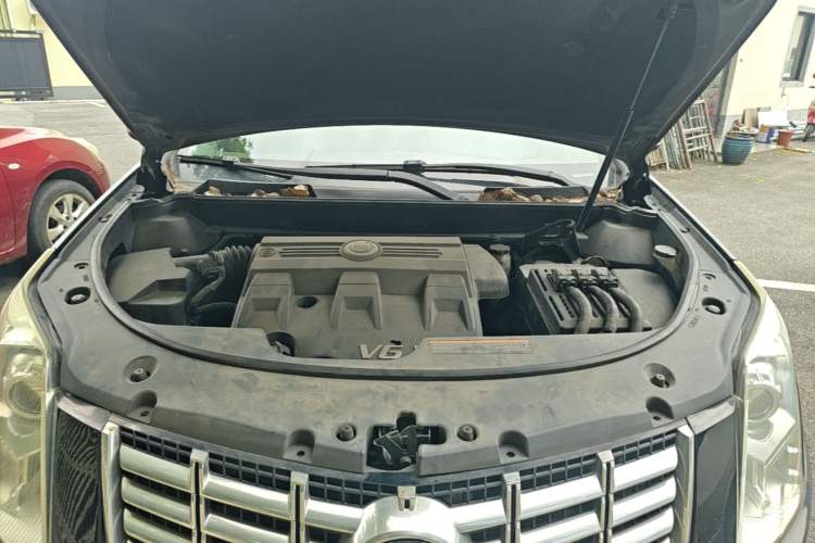 Used Cadillac SRX 2015 3.0L Elite Model Engine Bay