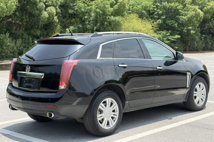 Used Cadillac SRX 2015 3.0L Elite Model Exterior 4