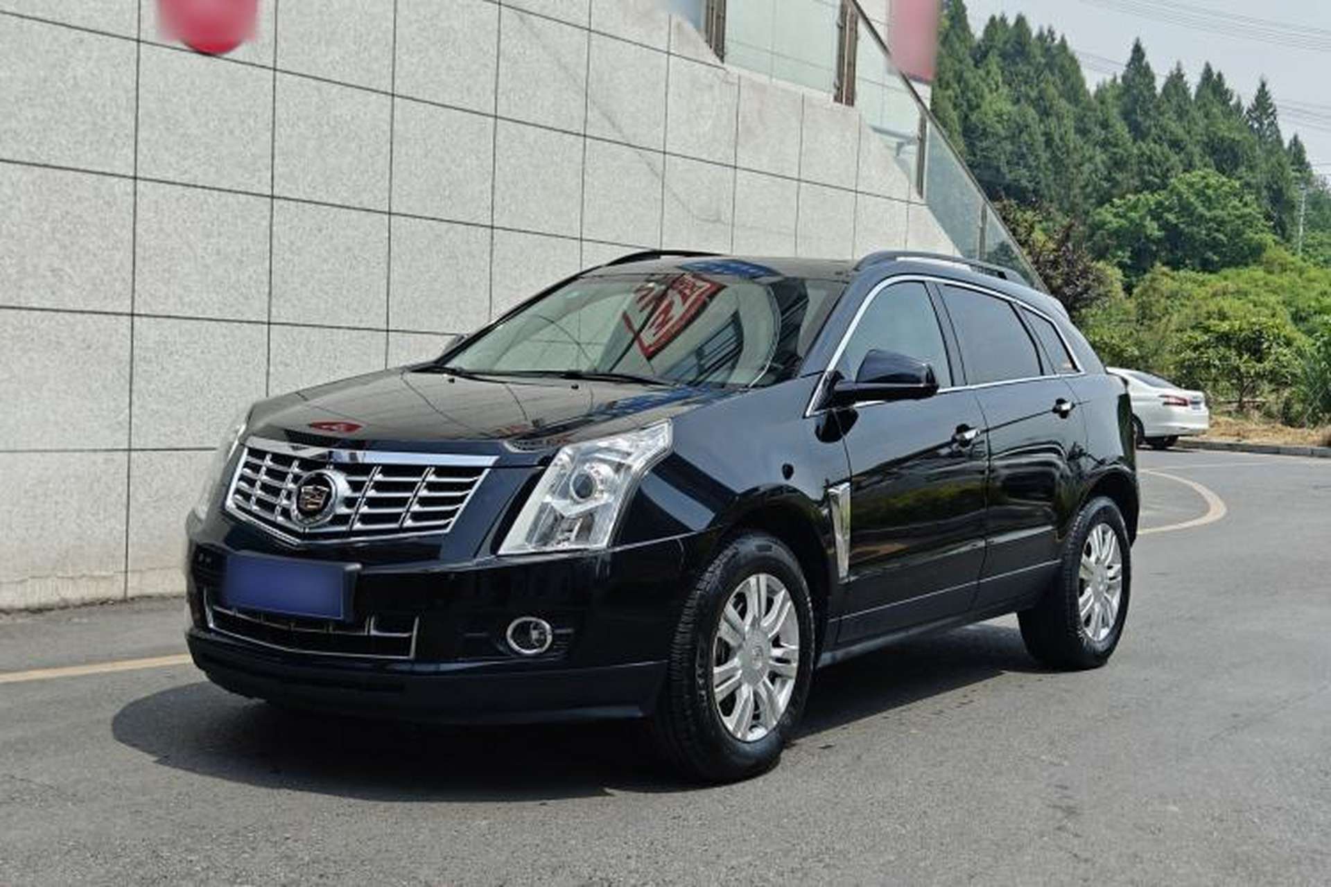 Used Cadillac SRX 2015 3.0L Comfort Version Front Left 45 Deg