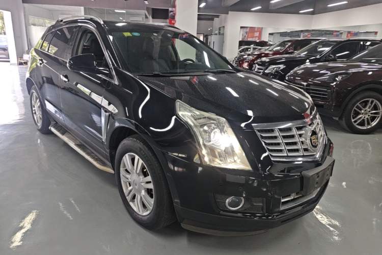 Used Cadillac SRX 2015 3.0L Elite Model Front Right 45 Deg