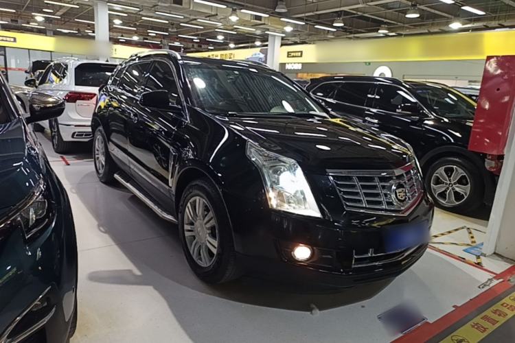 Used Cadillac SRX 2015 3.0L Elite Model Front Right 45 Deg