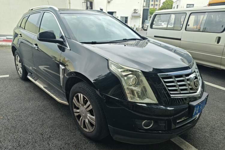Used Cadillac SRX 2015 3.0L Elite Model Front Right 45 Deg