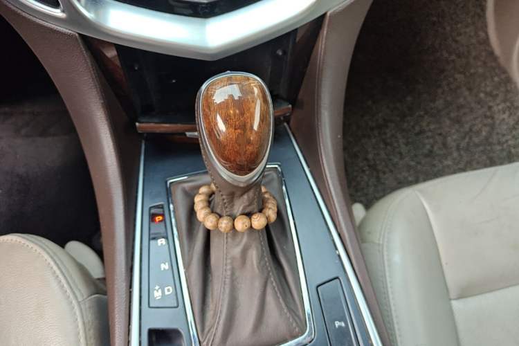 Used Cadillac SRX 2015 3.0L Luxury Model Gear Lever