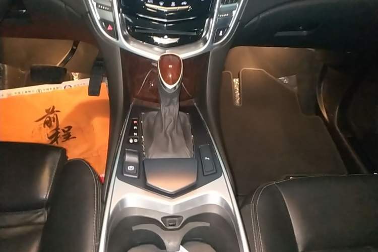 Used Cadillac SRX 2015 3.0L Leading Model Gear Lever