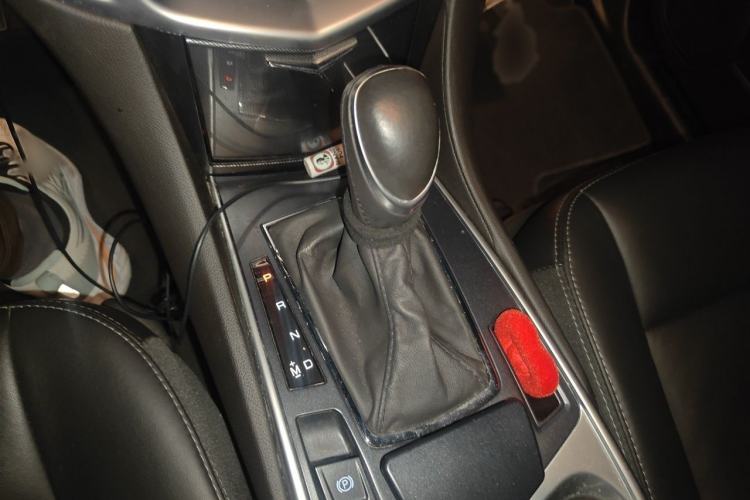 Used Cadillac SRX 2015 3.0L Comfort Version Gear Lever