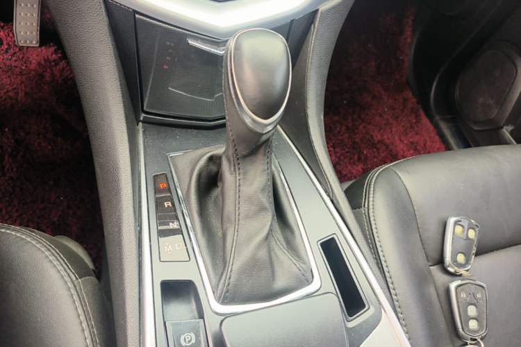 Used Cadillac SRX 2015 3.0L Comfort Version Gear Lever