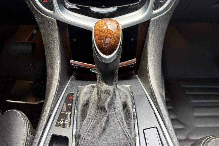 Used Cadillac SRX 2015 3.0L Elite Model Gear Lever