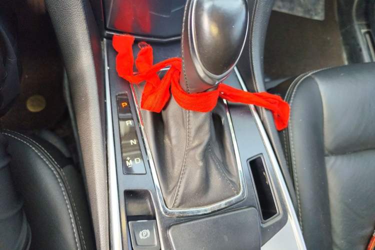 Used Cadillac SRX 2015 3.0L Comfort Version Gear Lever