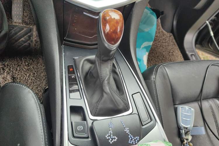 Used Cadillac SRX 2015 3.0L Elite Model Gear Lever