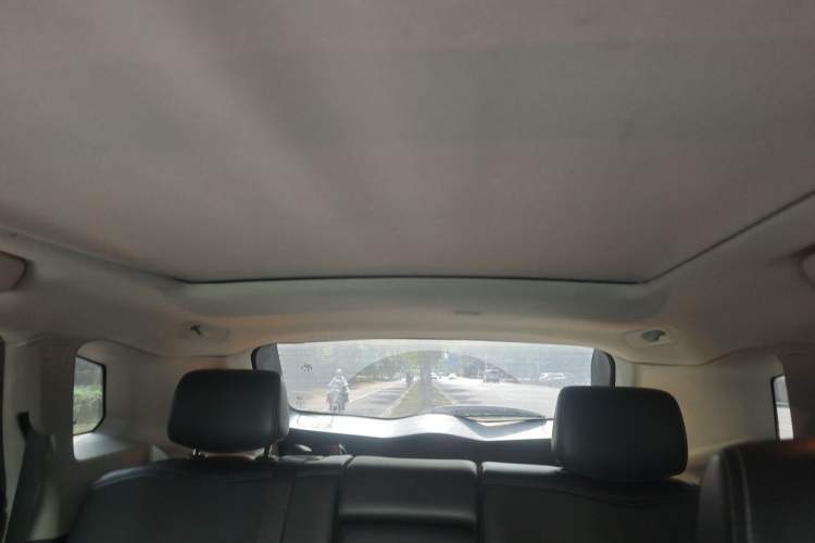 Used Cadillac SRX 2015 3.0L Comfort Version Headliner