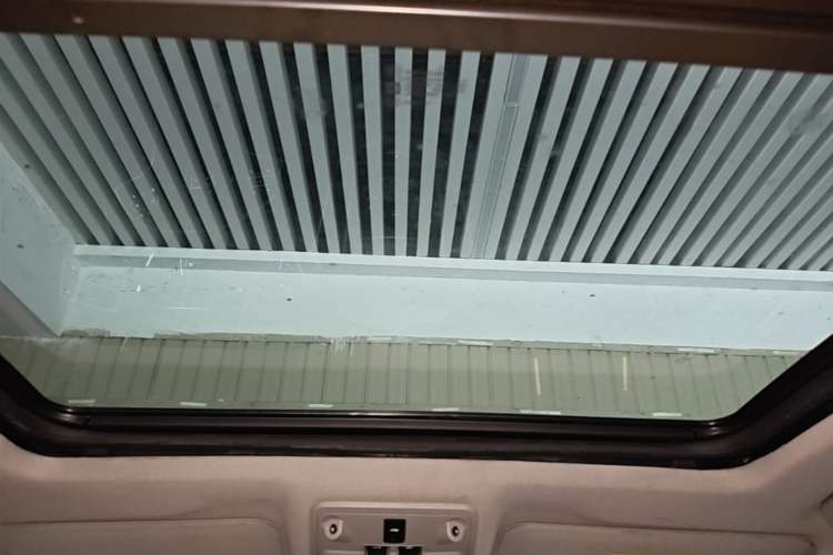 Used Cadillac SRX 2015 3.0L Elite Model Headliner