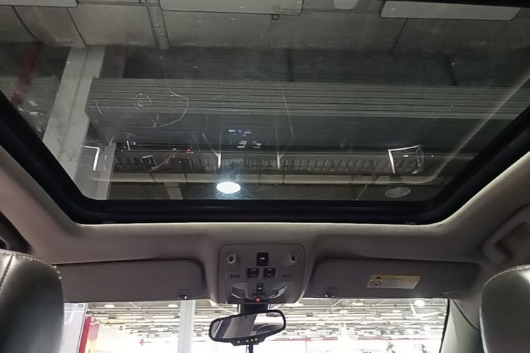 Used Cadillac SRX 2015 3.0L Elite Model Headliner