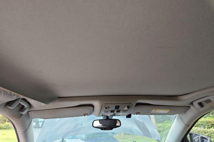 Used Cadillac SRX 2015 3.0L Comfort Version Headliner