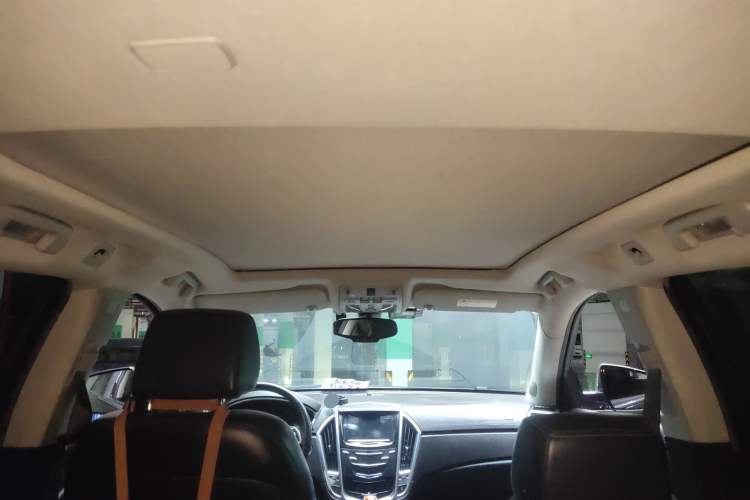 Used Cadillac SRX 2015 3.0L Elite Model Headliner